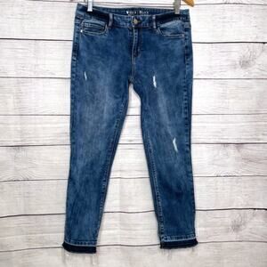 White House Black Market Medium Acid Wash Raw Hem Skinny Leg Jeans 6